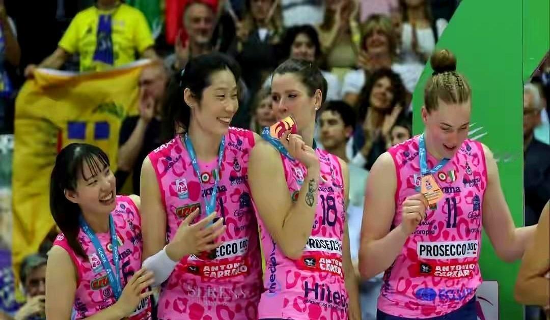 河南女排完全依靠朱婷河南女排能一路连胜，靠的就是朱婷一场场砸出来的20多分，