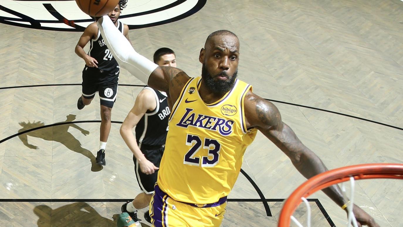 41岁詹姆斯创历史纪录！东契奇联手助湖人8连客5胜3负收官