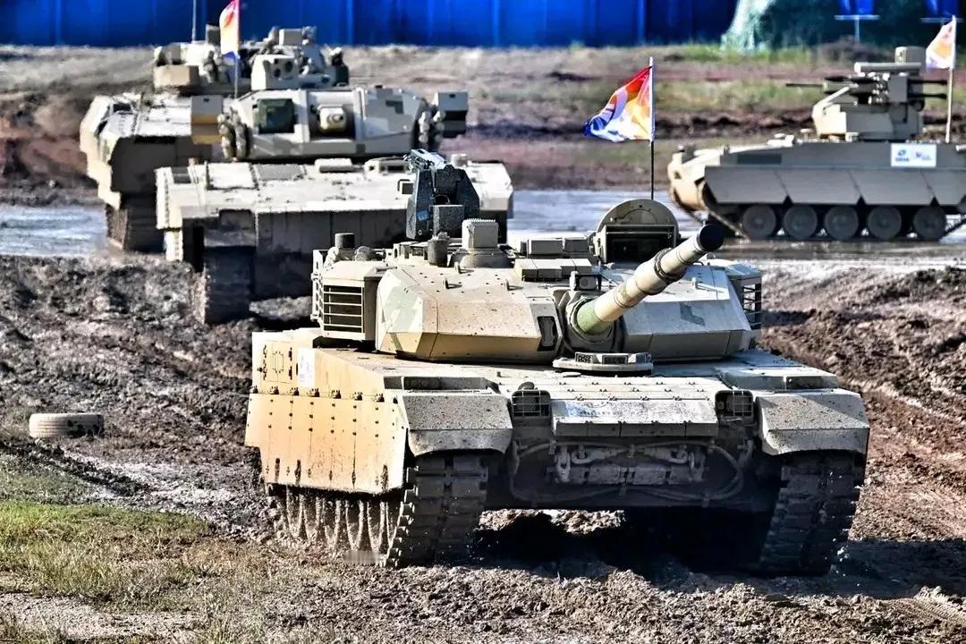 国产VT4坦克在泰柬冲突中炸膛，说明什么问题？泰国陆军在泰柬边境冲突中使用中