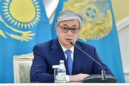 争分夺秒去俄化，哈萨克斯直捅俄罗斯软肋，转身就和普京签协议.. 2026年5