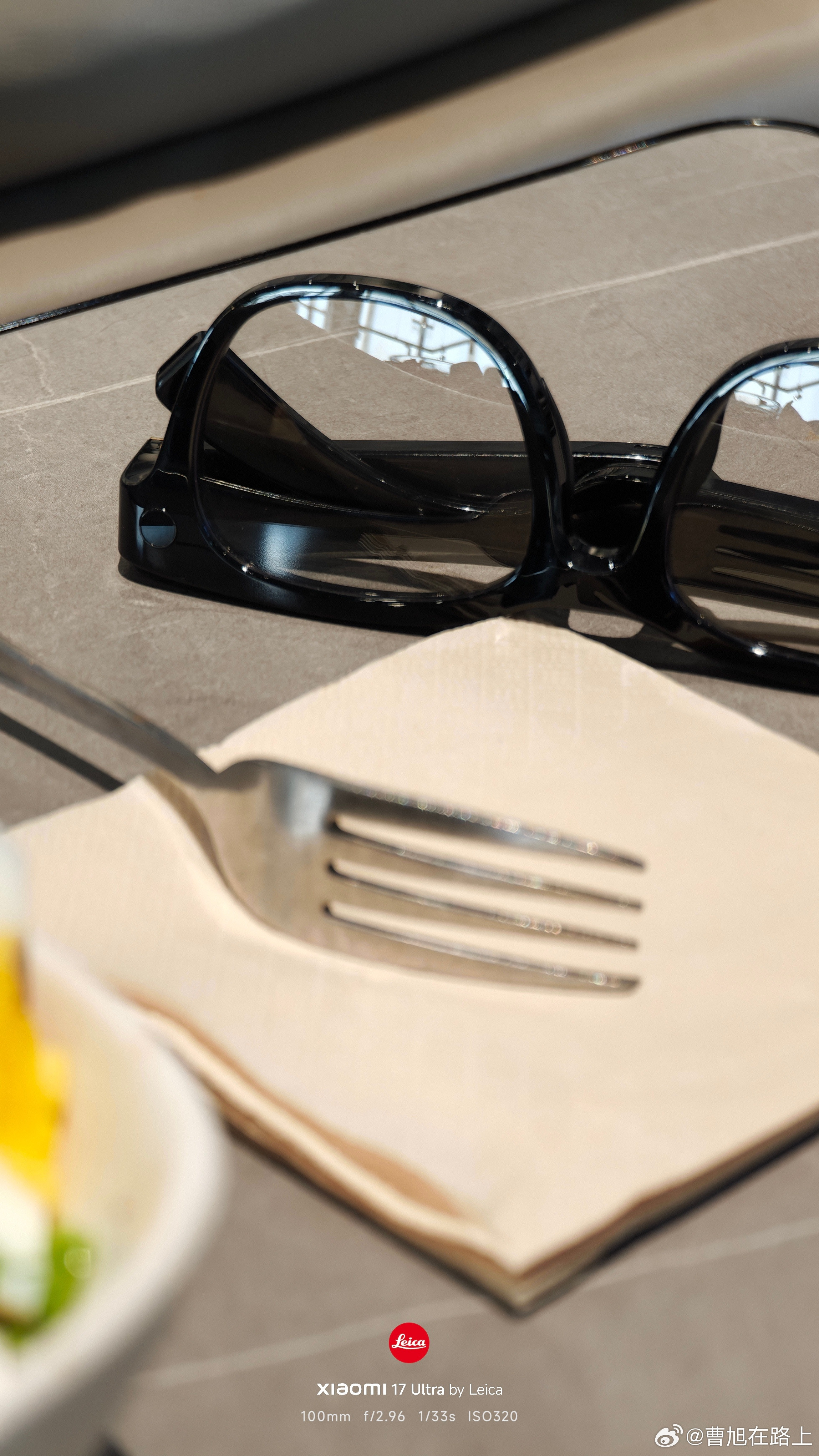 简简单单吃个午餐中午跟沈佬一起坐坐聊聊圈里大试哈哈哈哈话锋很尖锐很刺激美食