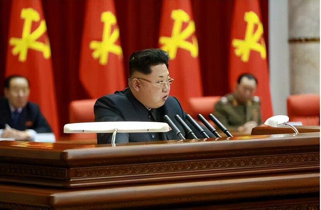 2026年5月，朝鲜最新修宪引发全球关注，核心内容直指核武器——把“领导人身亡就