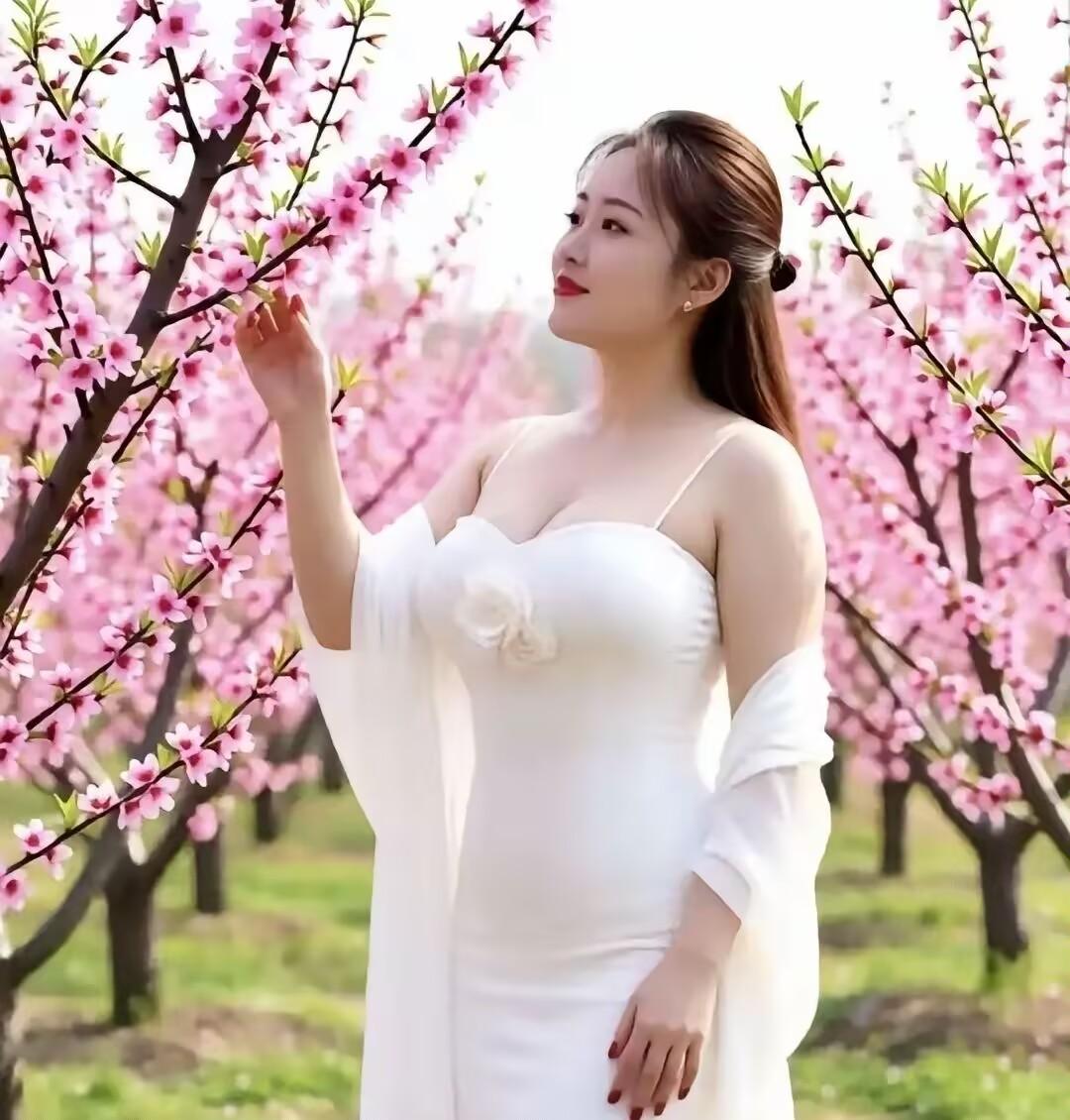 男人一定要多去和女性接触。——不是为了暧昧，不是为了找情感寄托，而是为了去魅