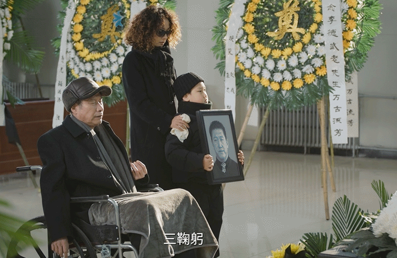 马伊琍我真没多余肺泡陪你笑追《余红旧事》完全被陈红圈住，一边心疼她的遭遇，一边