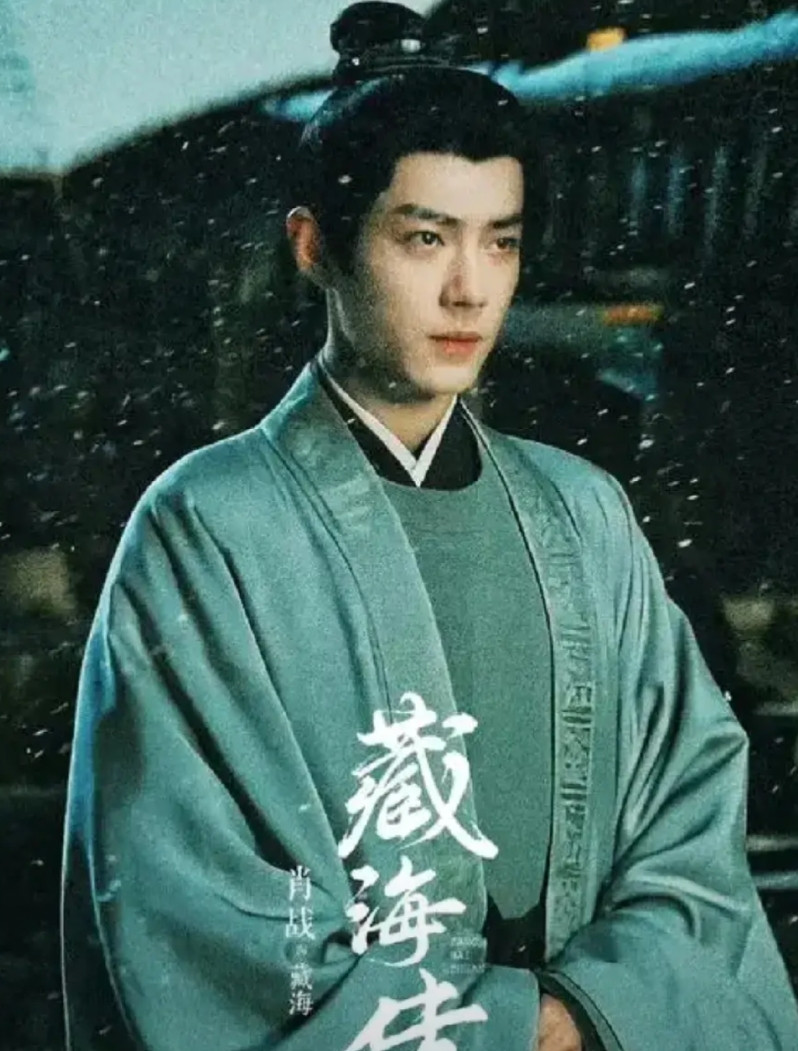 现在不得不承认自己年纪大了，跟年轻人有代沟了，连电视剧都看不到一块儿去了。最近