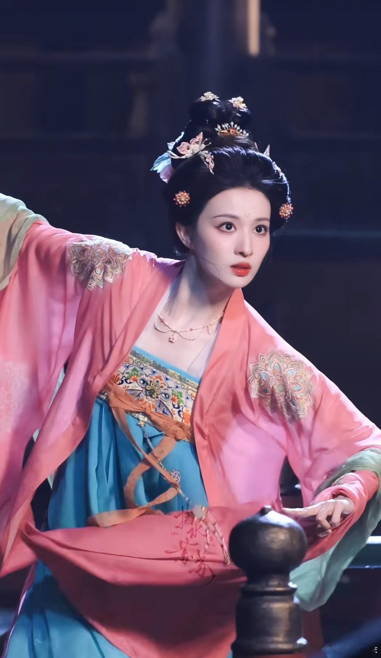 王楚然真的特别适合唐大头