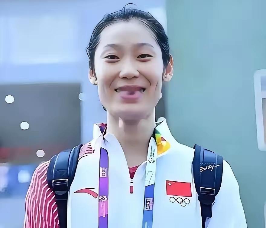 我治病的时候，你们不掏钱，我被网暴的时候，你们不发声，我出国赚钱的时候，你们却想