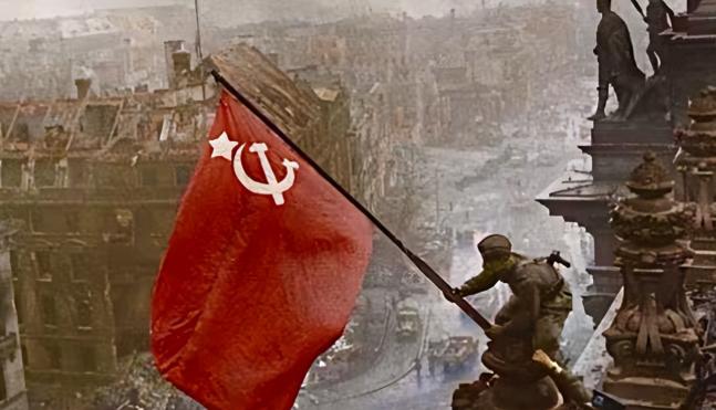 阵亡2700万人，打光一整代男性，苏联对二战胜利贡献有多大？ 1945年二战