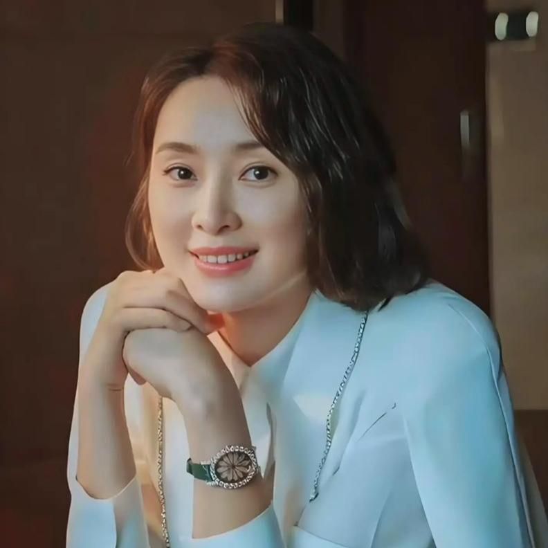 53岁吴越凭演技封神！无台词哭戏封神，片酬争议不攻自破53岁吴越斩获最佳女