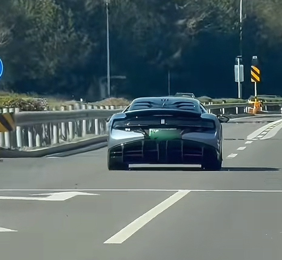 普通人养得起买不起的超跑。​​​