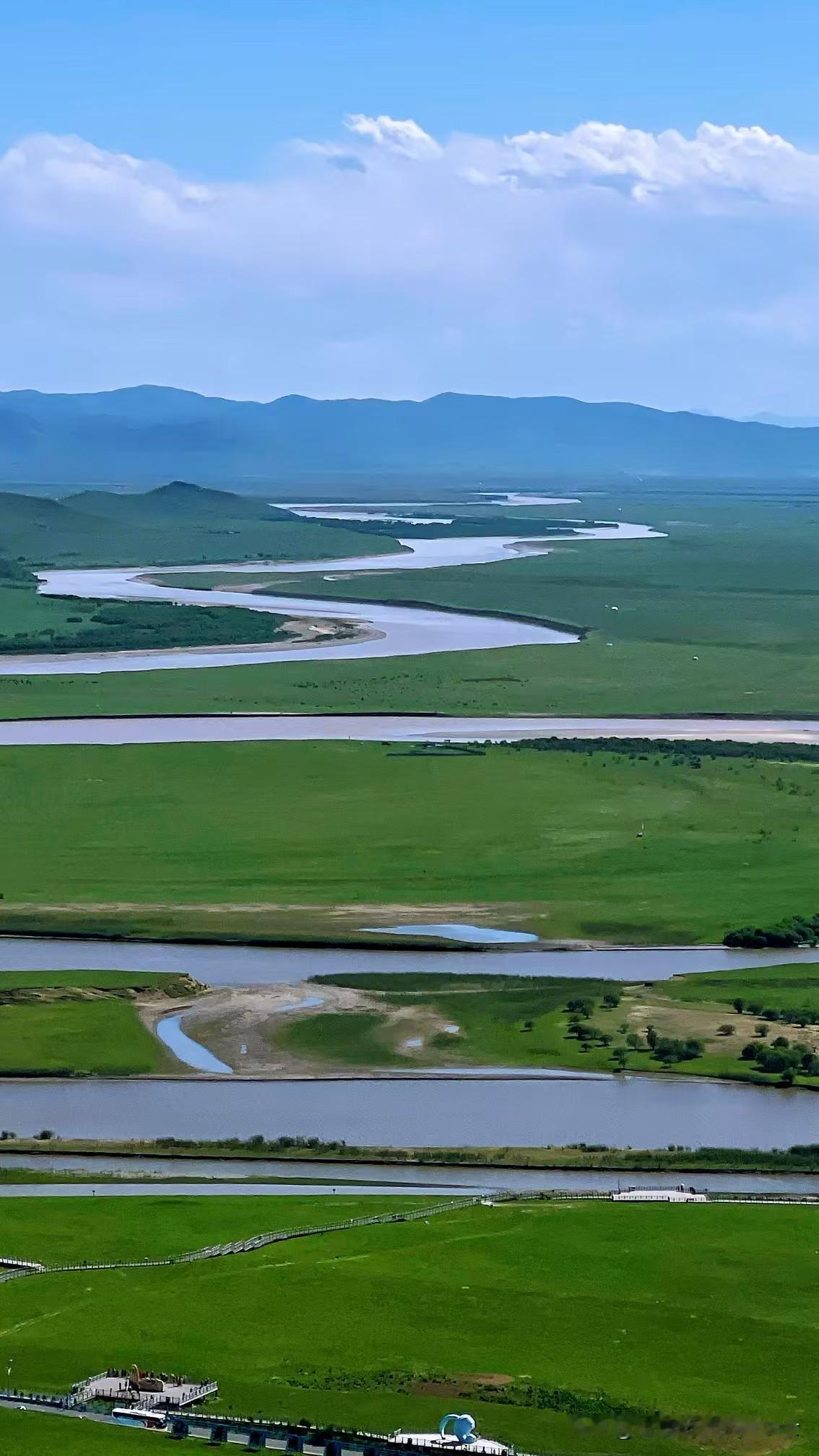 每天早上起床喝一杯温开水，我坚持了20年；每天早上吃一个白鸡蛋，我坚持了15