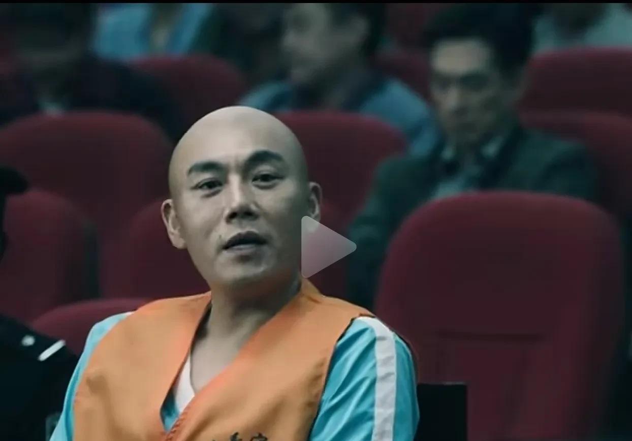 《扫毒风暴》第31，32集抢先看。1，龙哥一直拒不交代，后来黎安答应让他死后和