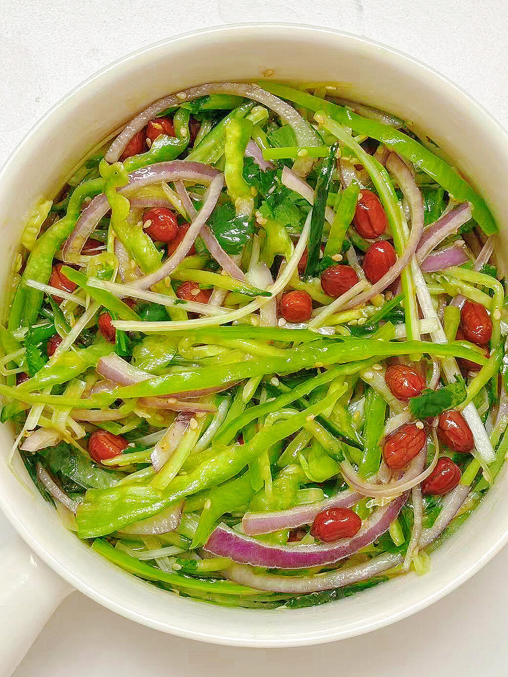 减脂党狂喜🔥凉拌老虎菜！脆爽解腻还低卡，一口封神减脂期的宝子们集合啦😭谁