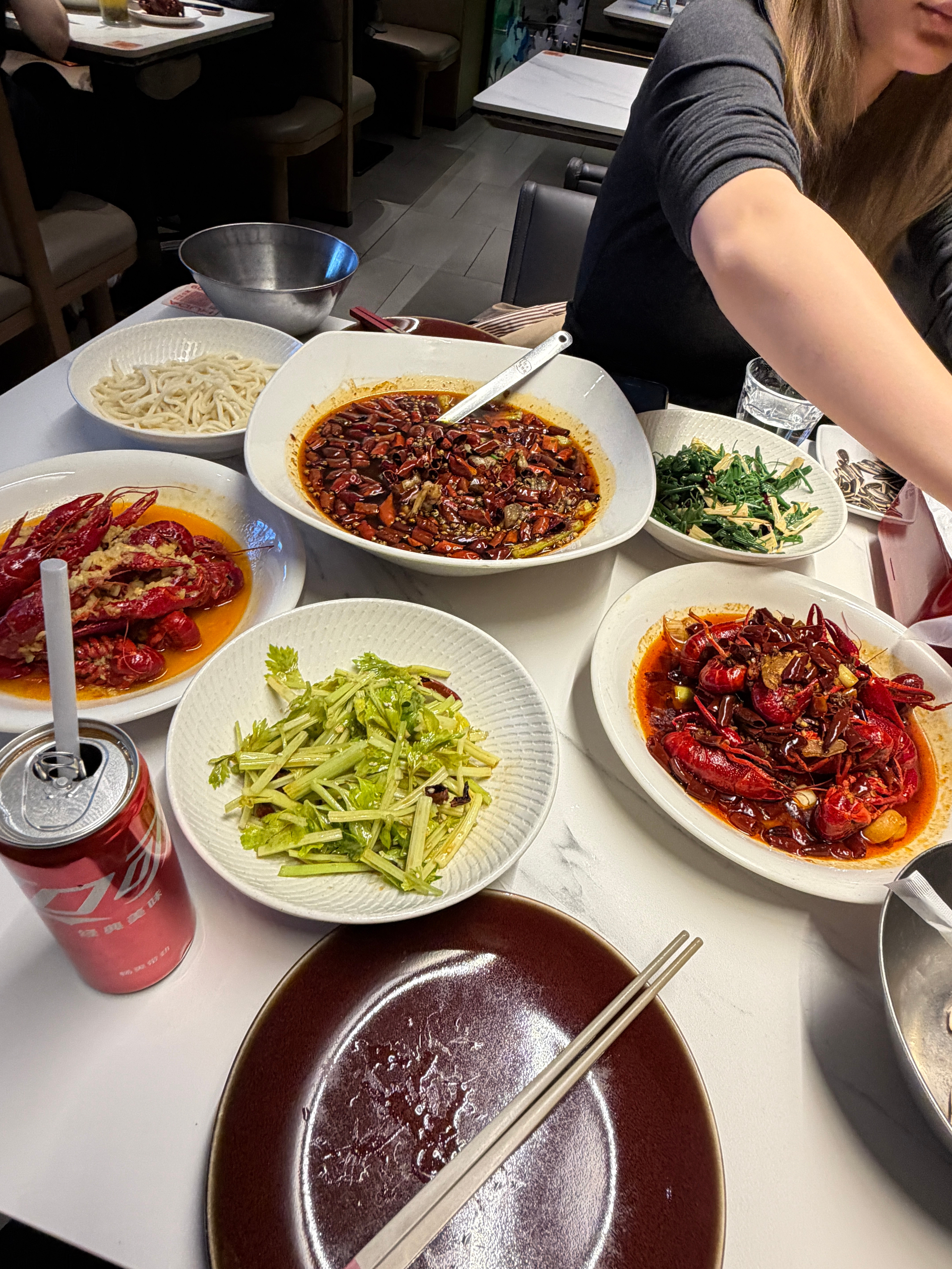 大清早的也太硬核了这早餐北京·胡大饭馆24h(簋街总店)