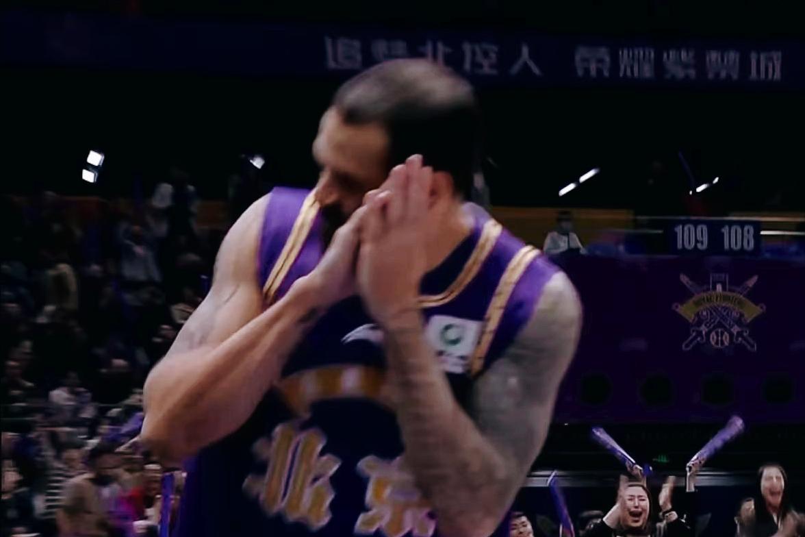 绝杀+反绝杀！4.9秒会发生什么？深圳对北控的比赛告诉你。最后4