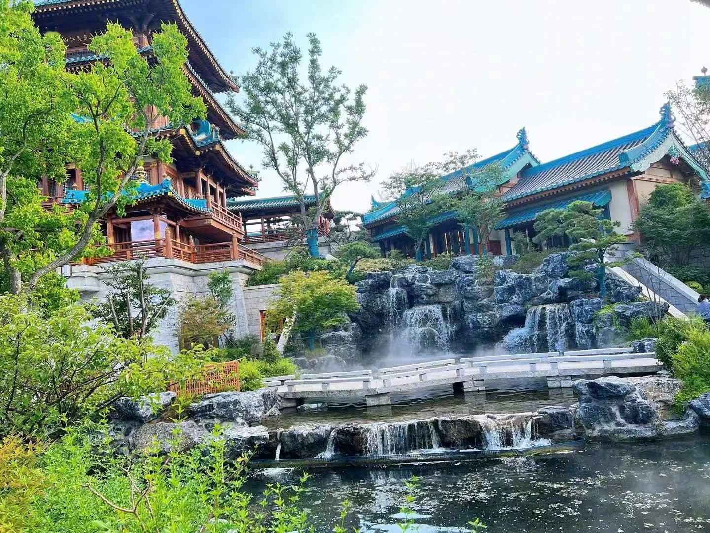 蓝砖红柱，小桥流水，古韵悠悠是独属于小镇的浪漫🏞​​​