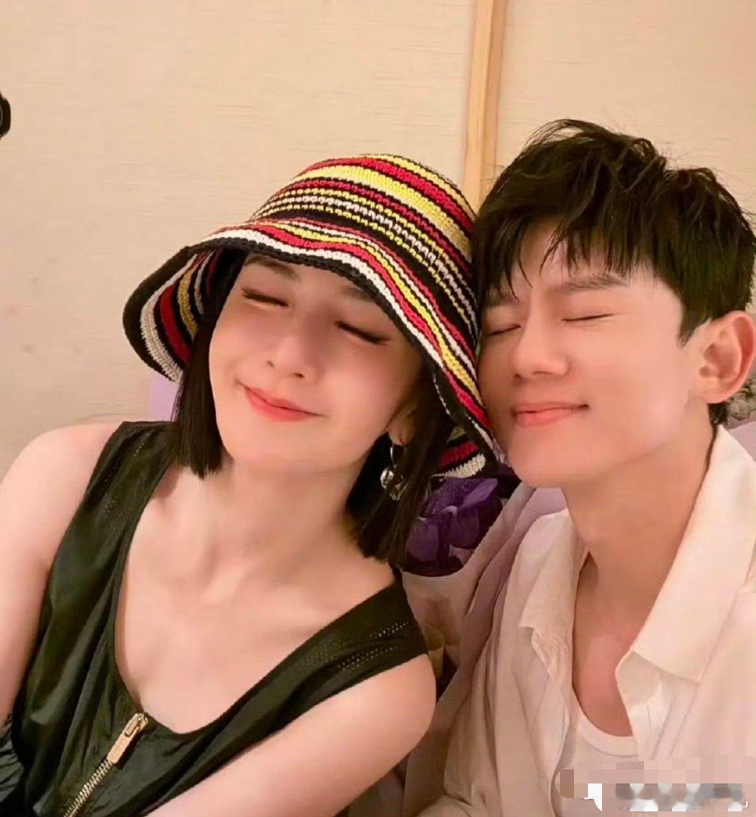 1、要是没有谢娜，张杰能走到现在这个位置吗？最近张杰工作室那边，粉丝正拒绝谢娜参