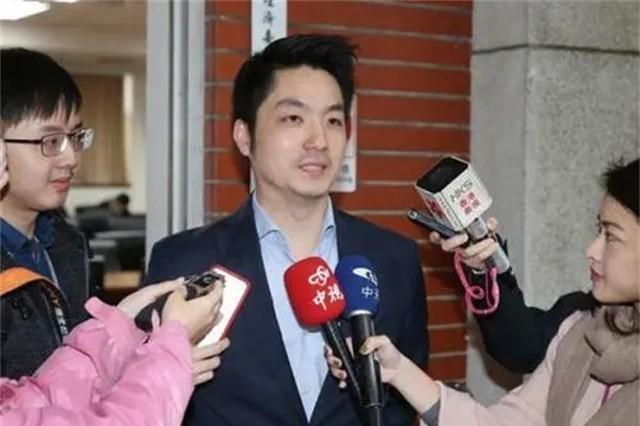 数典忘祖，媚态毕露：蒋万安的身份闹剧，实在令人不齿最近刷到台北市长蒋万安从来