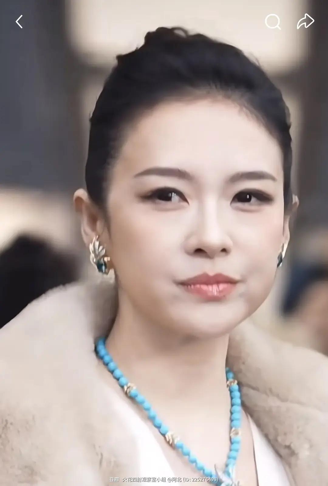 看到章子怡最新的样子，才知道能像巩俐那样快60岁还能皮贴骨有多难。很明显章子