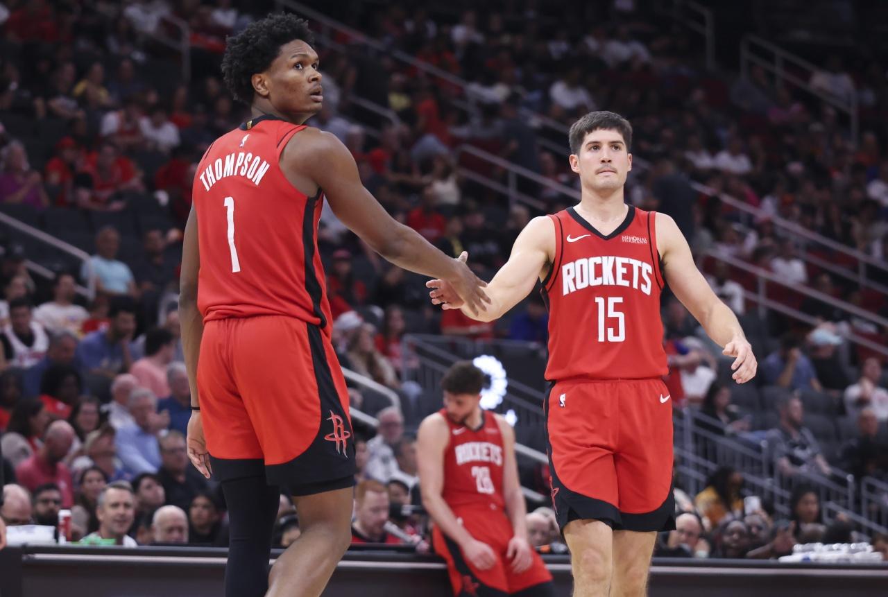 假如夏天有机会梭哈字母哥，火箭要不要试一试？假如真能用老杜加阿门（或申京