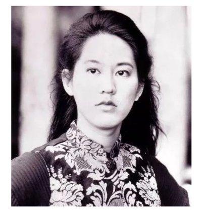 南京大屠杀时，日军欺辱妇女到什么程度？华裔女作家张纯如曾在书中写道：“在南京，没