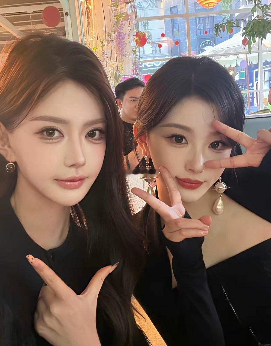 美女都是相似的，孔雪儿好有气质