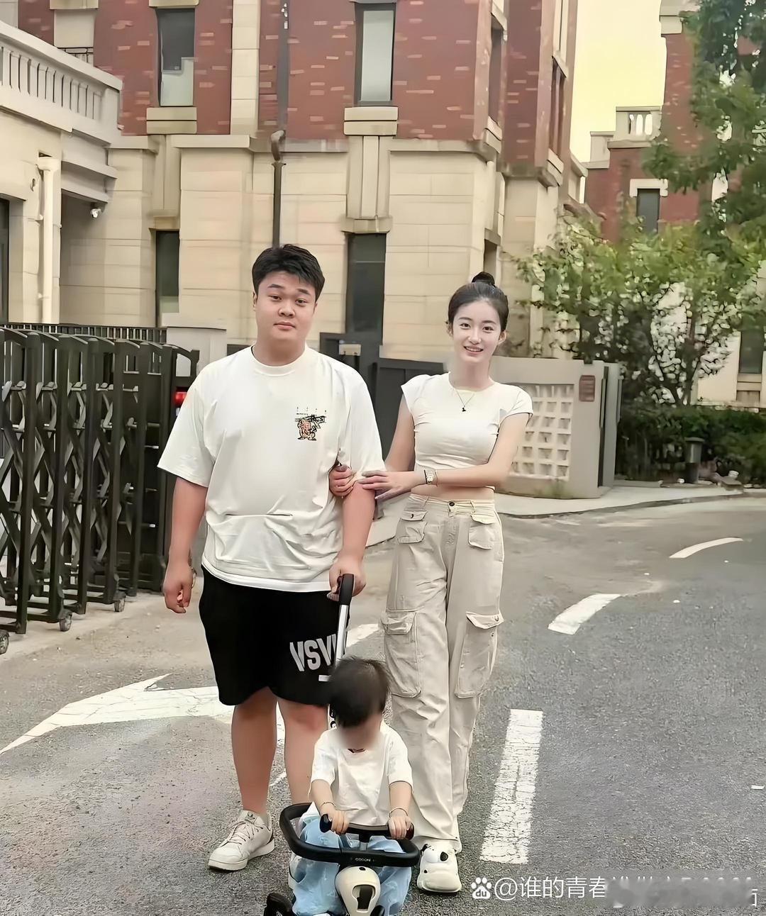 大哥，求你出本书吧，怎么追到明星的​​​