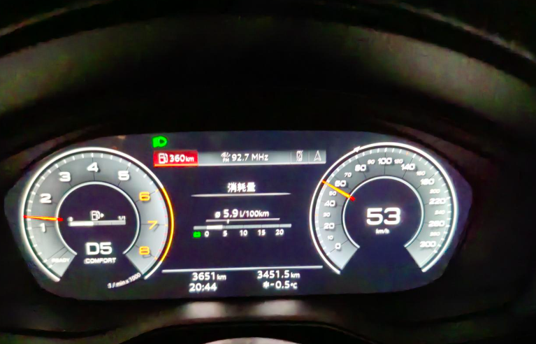 24款豪华奥迪a4，3500公里用车感受能耗分享还没有满箱油跑过，经常跑国道