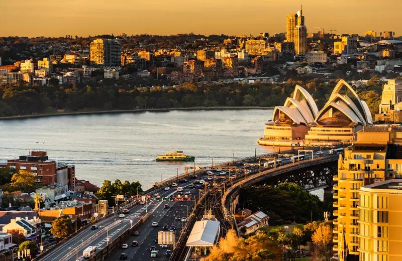 澳大利亚的治安状况实在堪忧。近期，澳大利亚发生了多起针对华人华侨的种族歧视和暴力