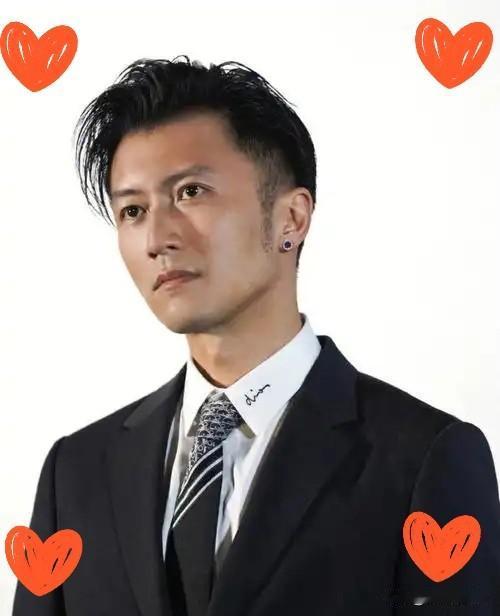 17岁的大儿子一通电话打过去，谢霆锋那边的反应，真叫一个体面。张柏芝被前