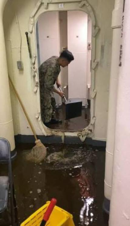 美国推迟攻击伊朗，因为航母上的厕所坏了耗资130亿美元的“福特号”航母上，6