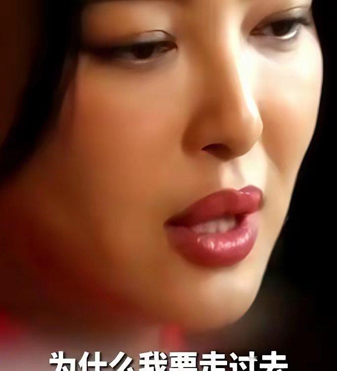 辛芷蕾在节目里随口一句，王家卫拍《繁花》拍到一半人没了，整整一个月谁也找不着。剧