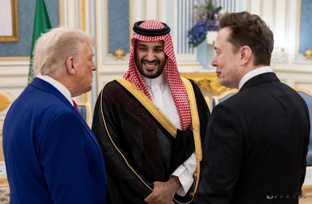 马斯克重获信任今天晚上，特朗普在白宫设宴迎接沙特阿拉伯王储萨勒曼，马斯克受邀现