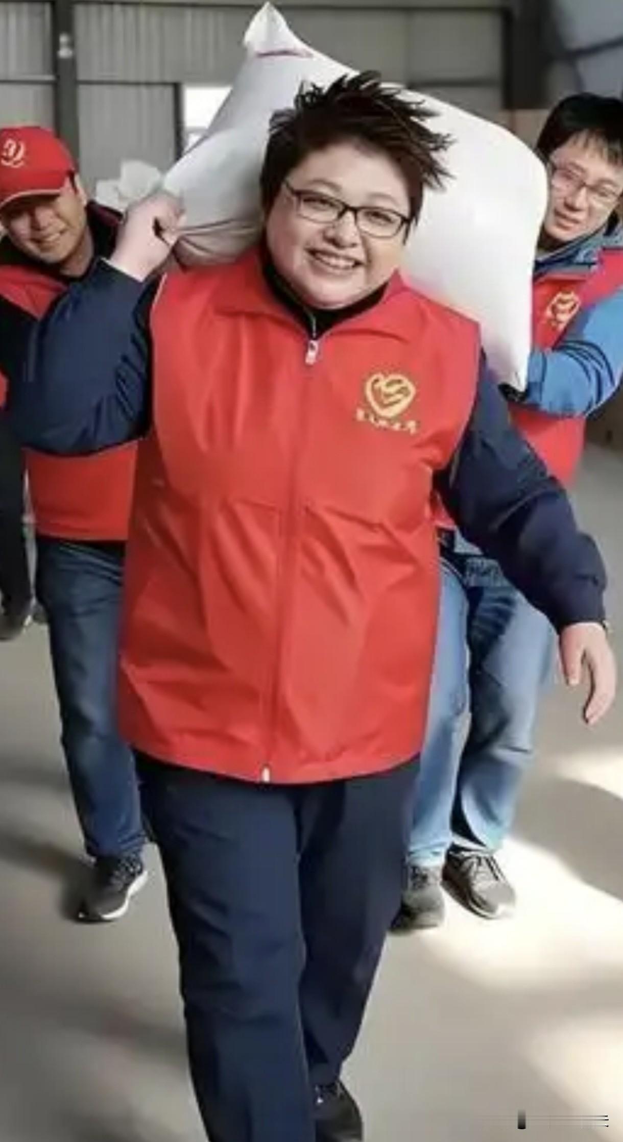 《保持沉默做该做的事》主导抹黑韩红之人，满心失望，费尽心思写诸多