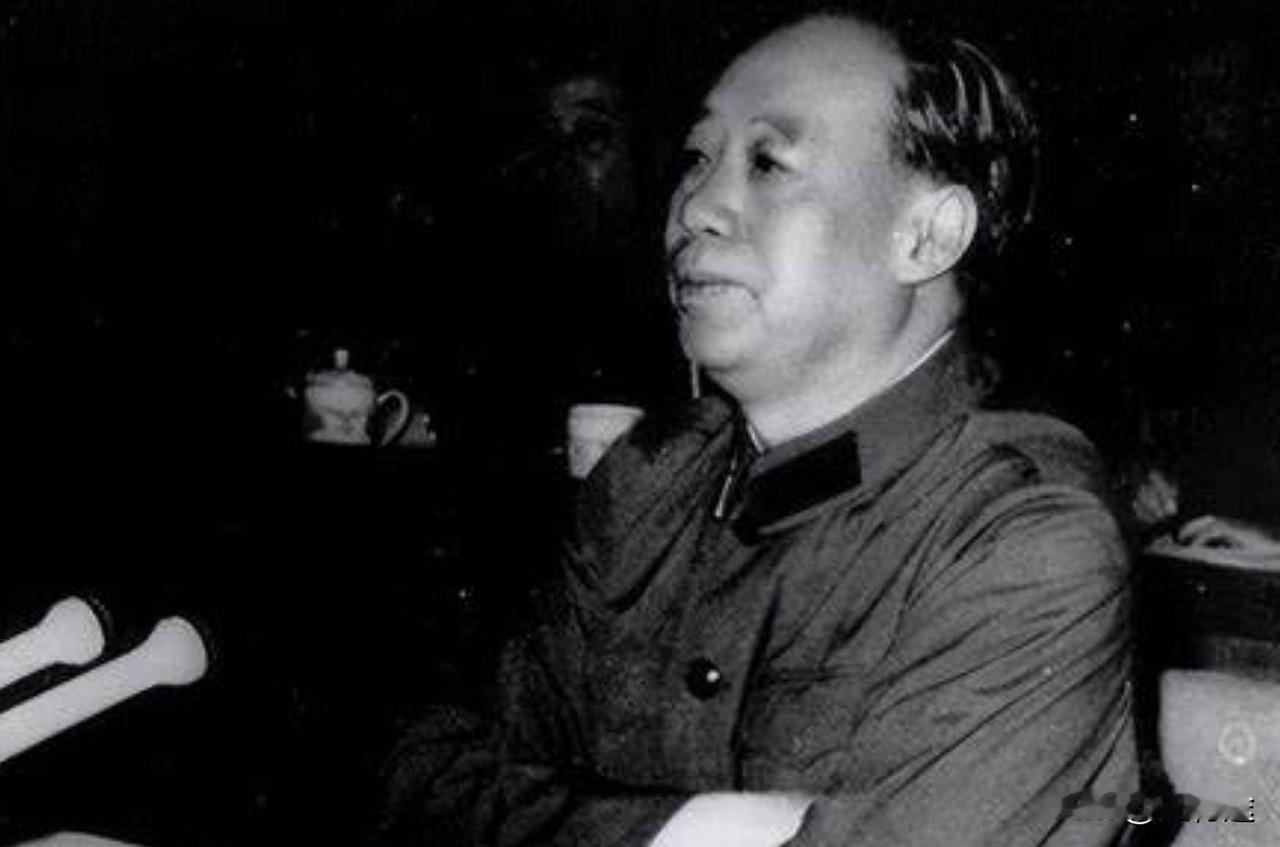 1973年，北京饭店建到14层时，汪东兴惊出一身冷汗，立即上报：不能再建了北京