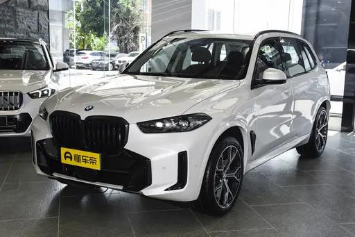 二手宝马X5怎么选？我建议别盯准新车，2022-2023款反而更有看头 最近