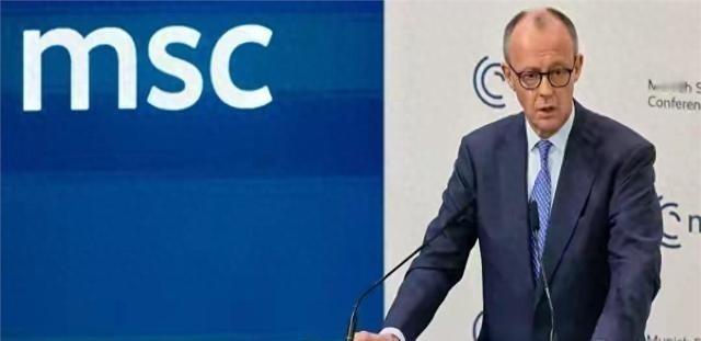 德国总理默茨在慕尼黑安全会议上，第一句话就让全场死寂：“这个世界的秩序，已经不复