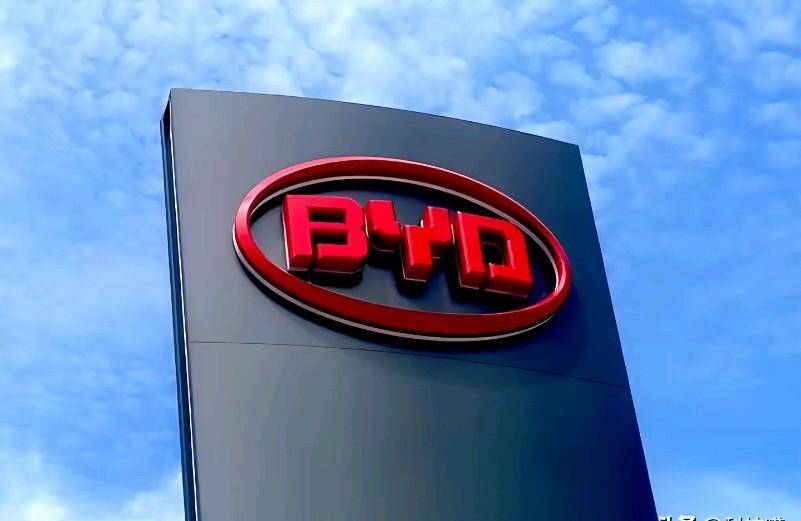 都在猜比亚迪今年能不能冲到600万，我倒觉得，这事儿根本没悬念。不信你看，吉