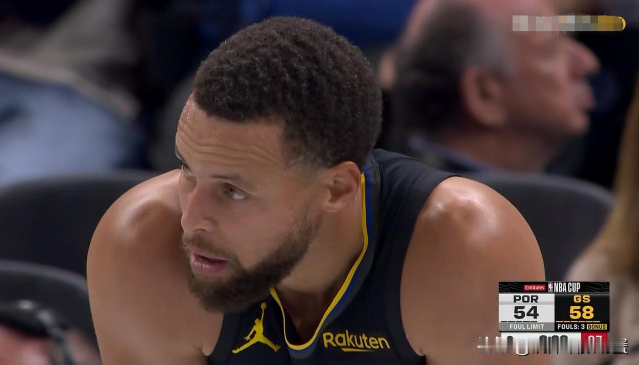 勇士超级球星库里真是太心累了！今天勇士在主场以123：127爆冷不敌开拓者，本场