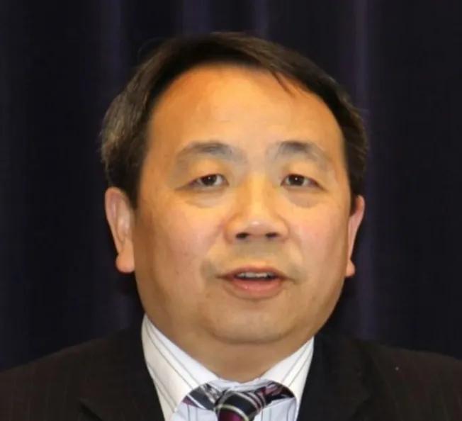 被制裁的日本参议员石平在背叛祖国的道路上越走越远！他与极右翼人士沆瀣一气！“日