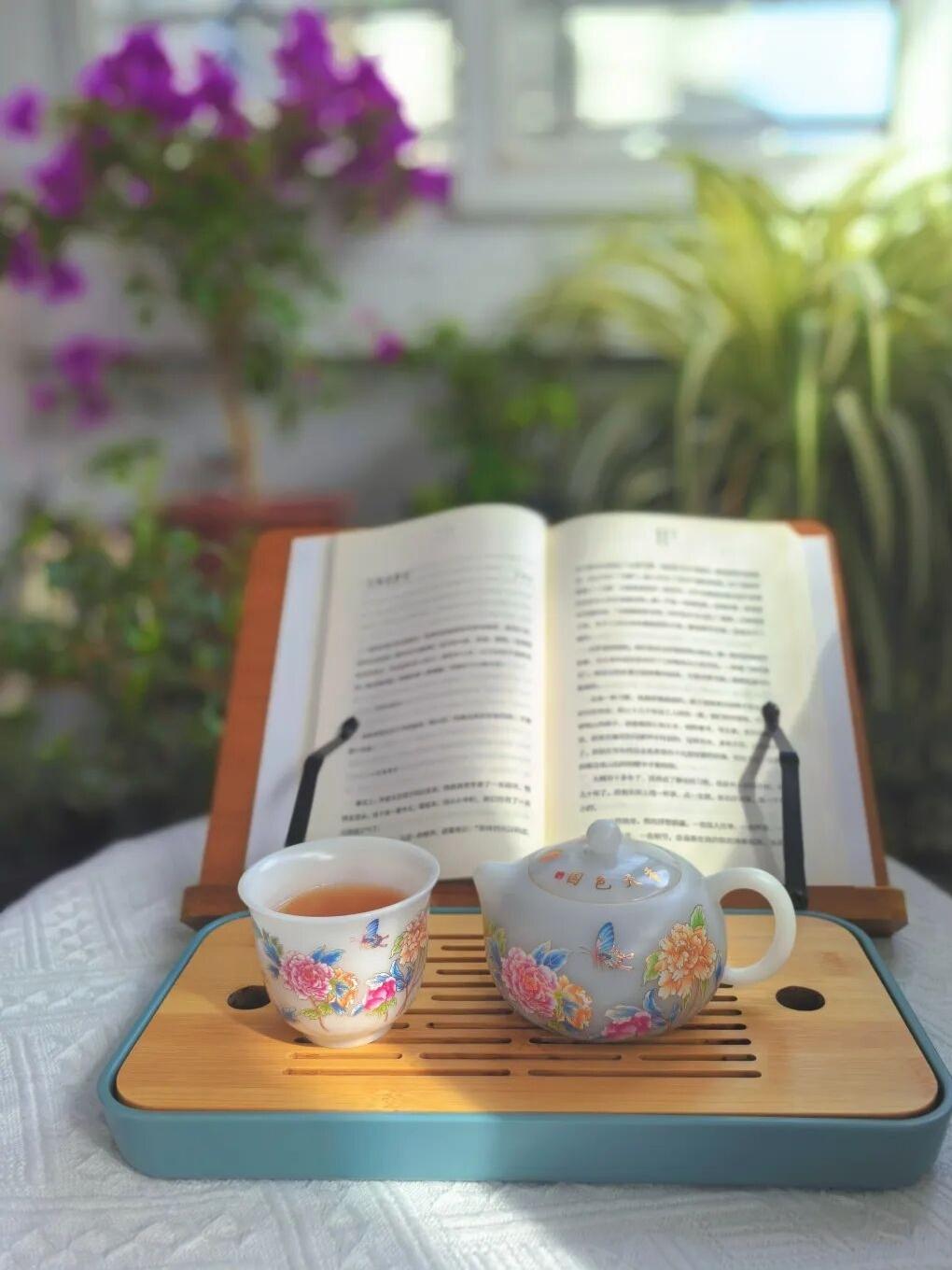 如果孩子还小，妈妈要求孩子上交压岁钱也合理吧！如果孩子大了，他要自己保管，那