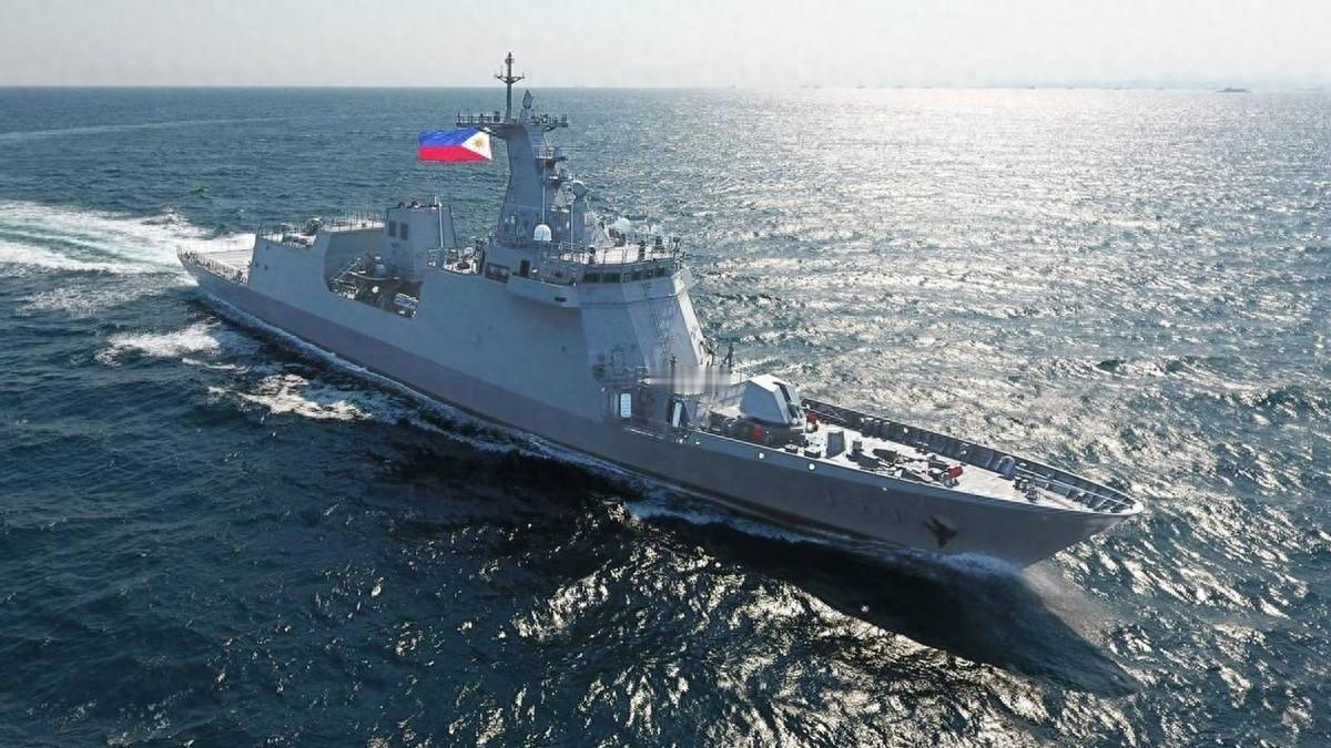 几个菜喝成这样？菲律宾最强军舰狂妄至极，对中国喊话：别逼我动手！南海这地方，