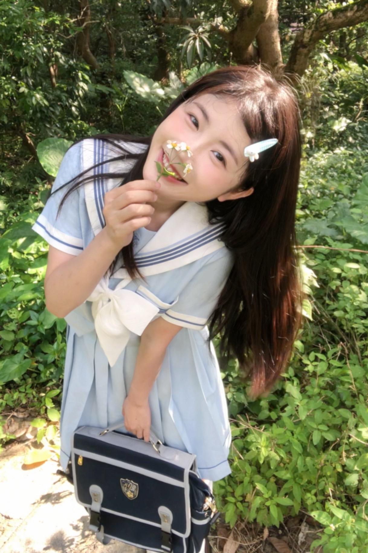 森林里接住了一整个夏天的阳光🍃🌳☀️。