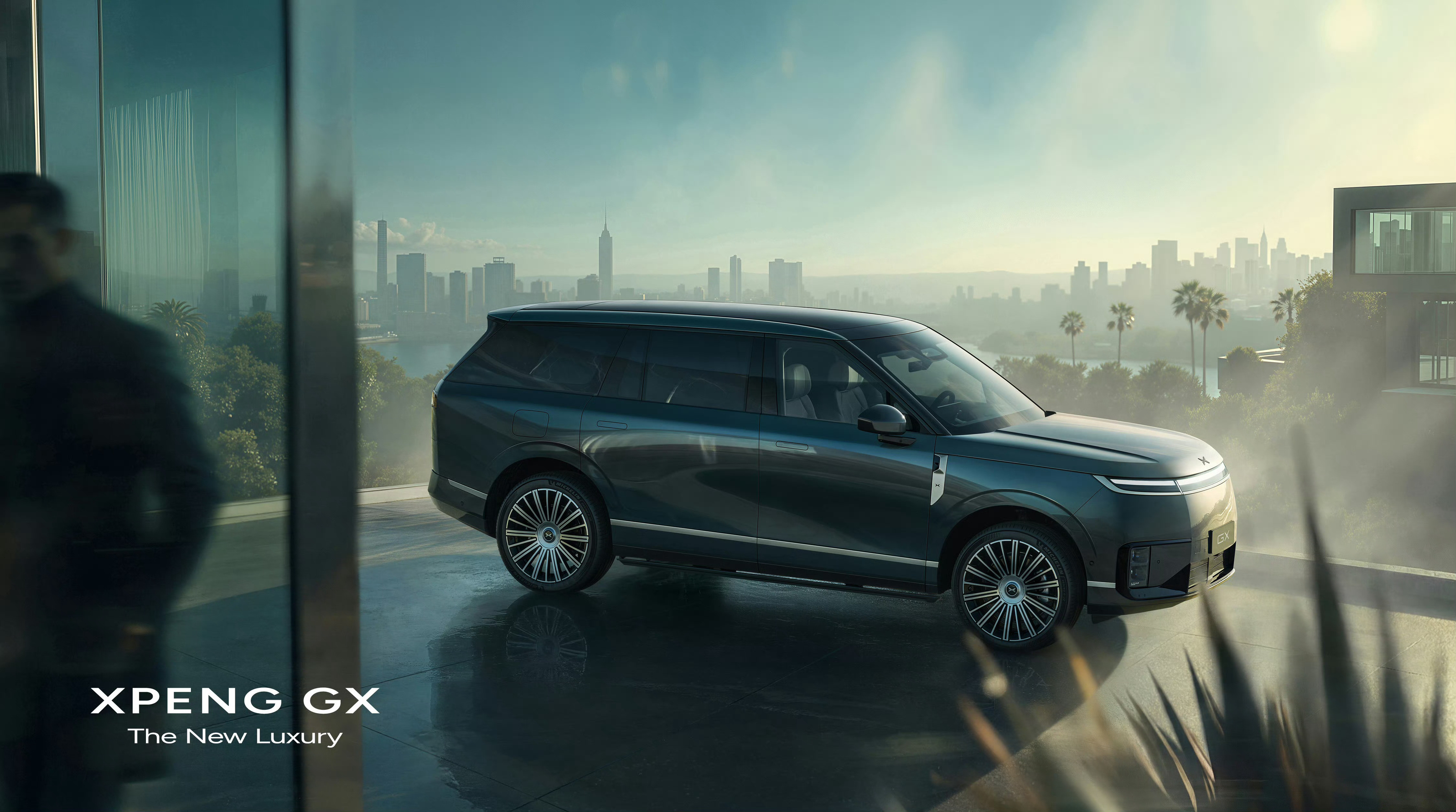 小鹏GX，你看那个C柱和D柱之间那么老长，这车后排空间小不了大理·洱海