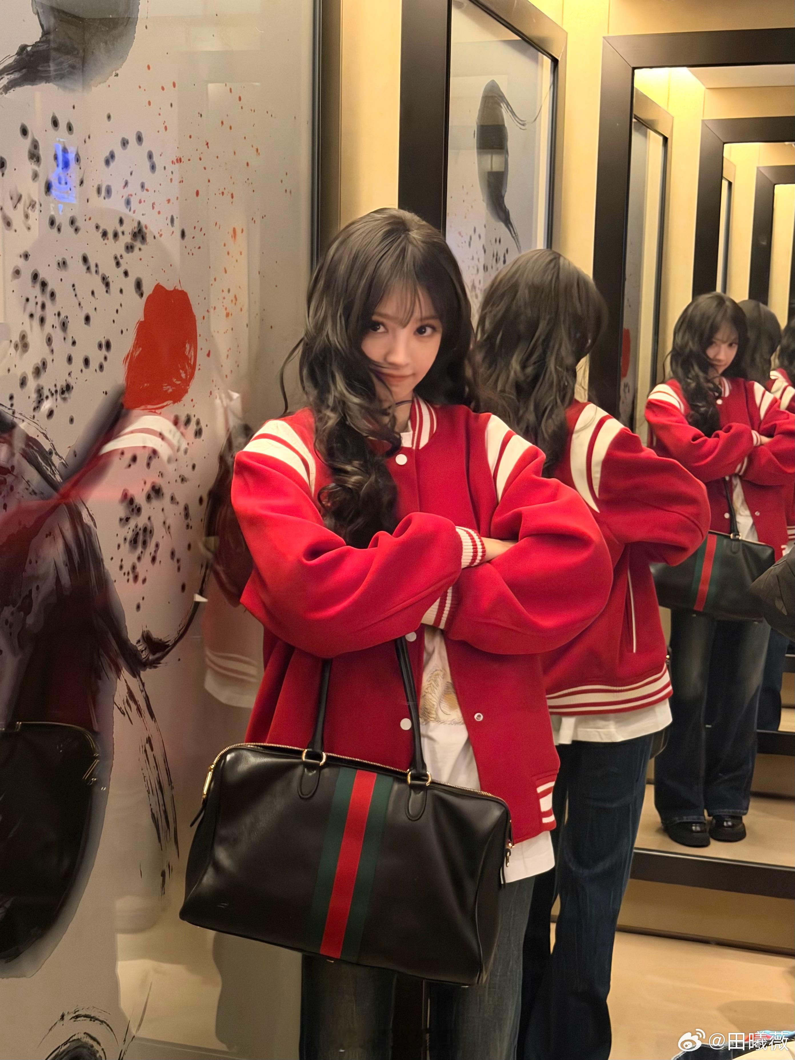 这个田曦薇又美又萌，太可爱了吧。