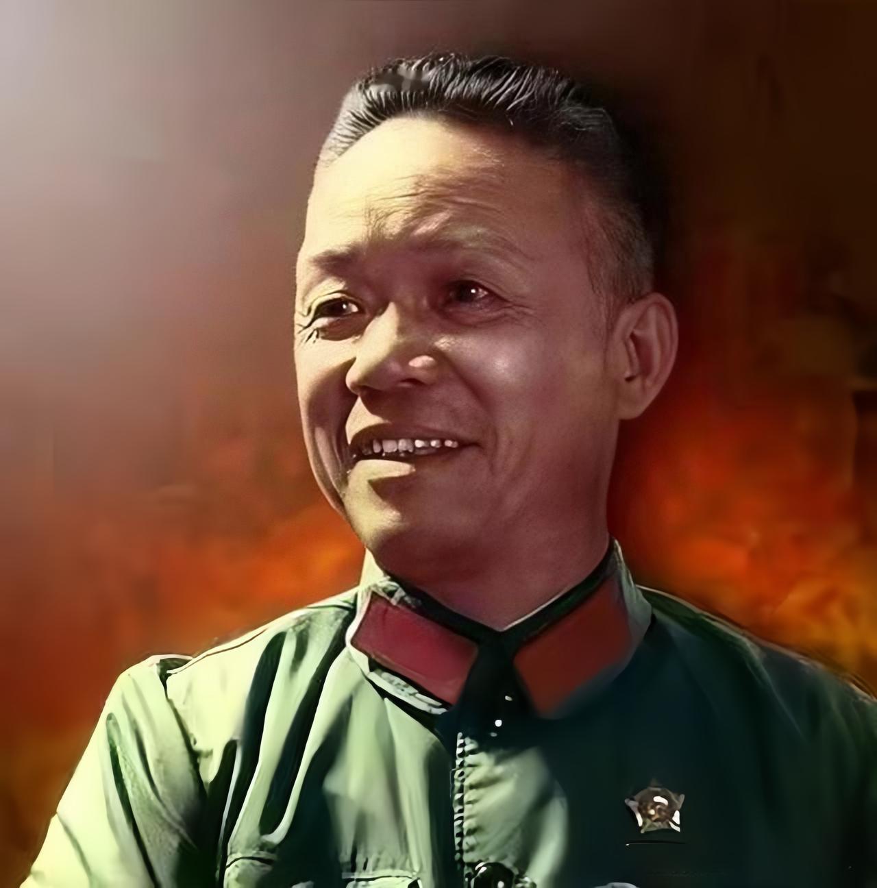 开国上将韩先楚退居二线后回湖北红安调研，发现老区人民还很贫穷，他忧心忡忡，回到北