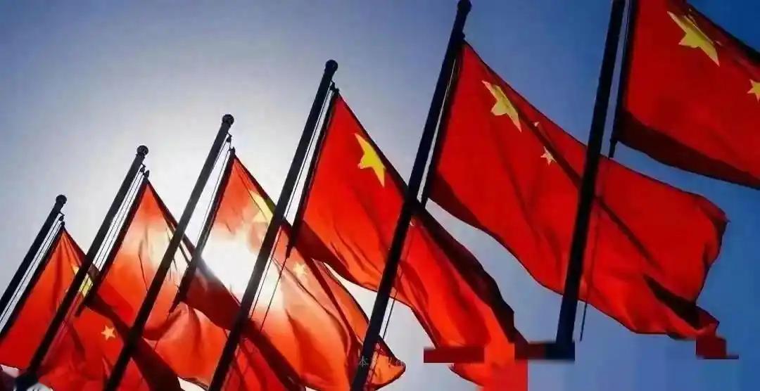 一夜之间，日本愣住了，韩国傻眼了，欧洲坐不住了，西方媒体纷纷改变态度，认为中国正