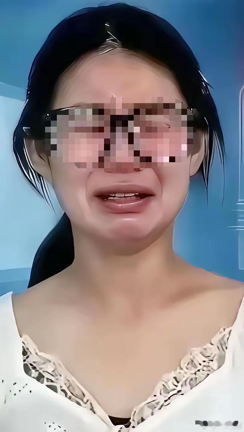 "屁股门"小仙女哭求放过，留学梦碎马来西亚！当初对着4岁孩子泼脏水的时候，怎么没