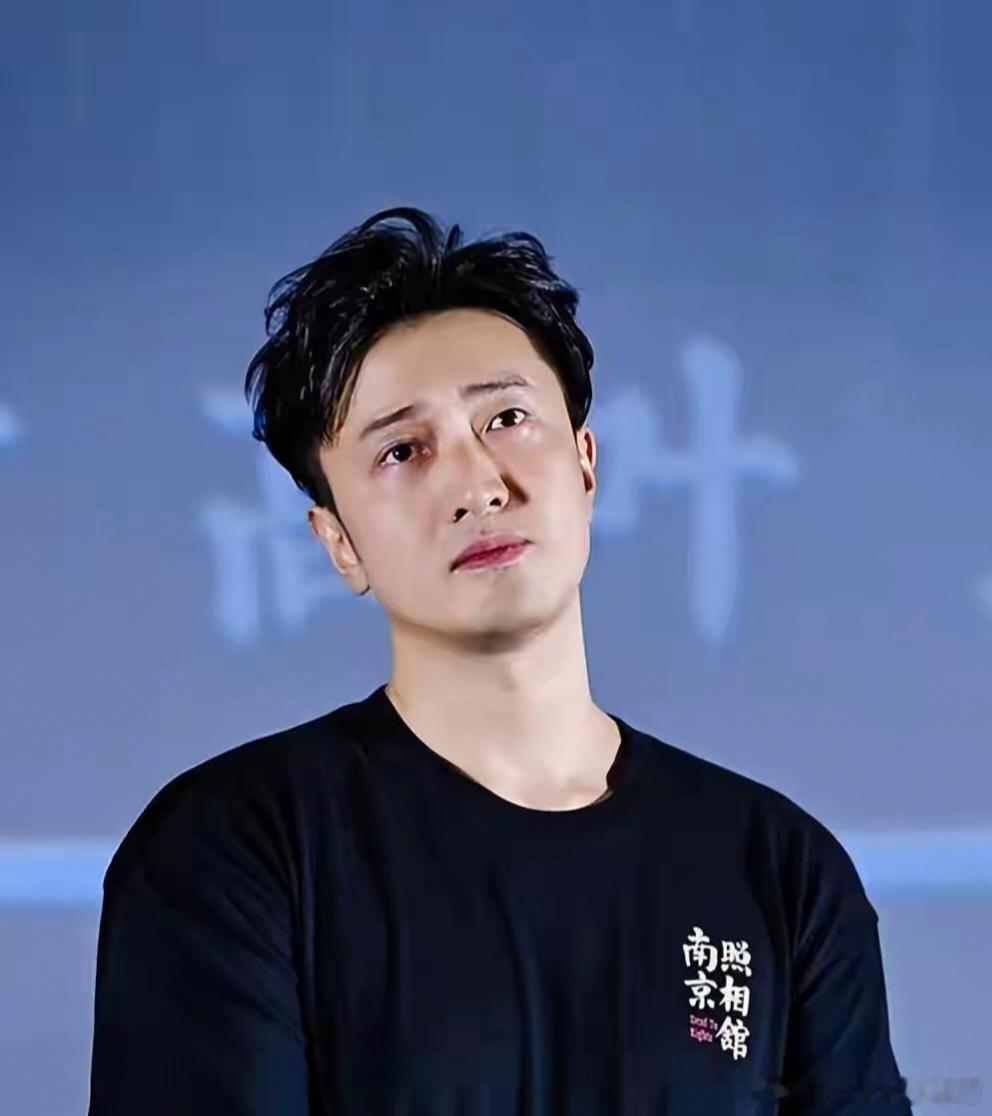 1.马思纯和周冬雨私底下关系仍旧很好，马思纯分手那段时间，周冬雨也给予了她不少陪