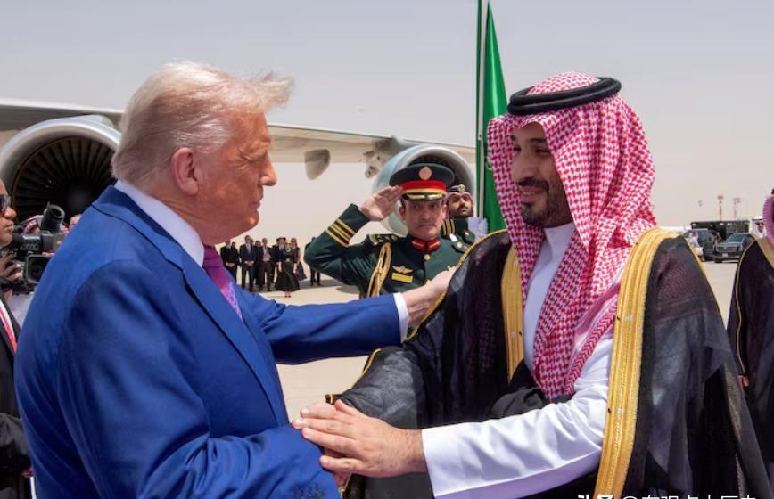 F-35战机豪赌中东，棋局变幻莫测新闻上说，2025年11月19日，美国好像要